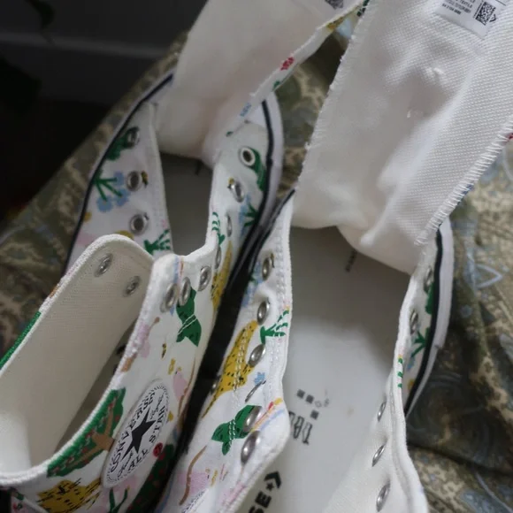 Converse White High-Top Sneakers with animal print - Picture 6 of 6